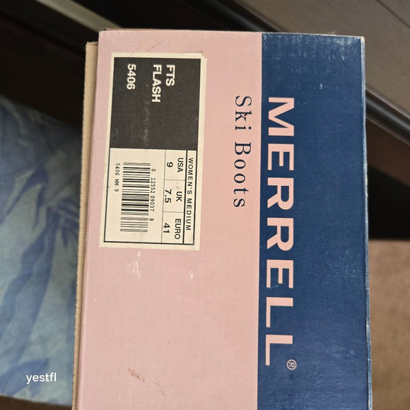 Women's Merrell Ski Boots Size 9 Black Blue Flash single buckle - Picture 2 of 10